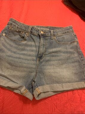 No Boundaries Medium Blue Rolled Cuff Denim Shorts